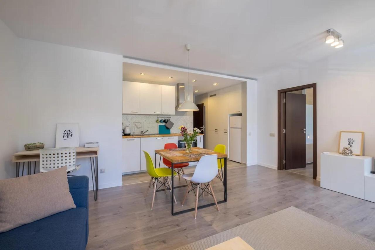 Quiet & Airy Modern Apt. Top Centre Free Parking Sofia Exterior photo
