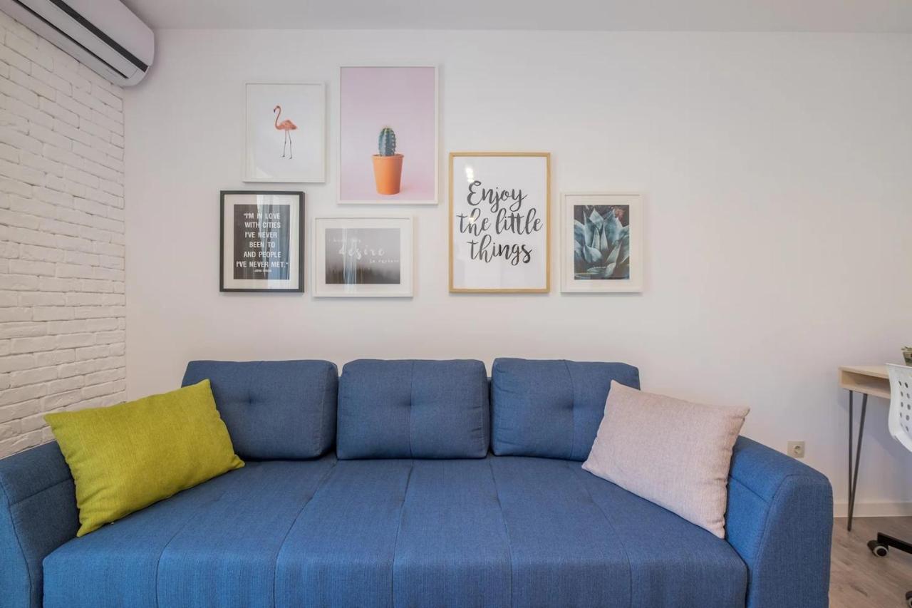 Quiet & Airy Modern Apt. Top Centre Free Parking Sofia Exterior photo