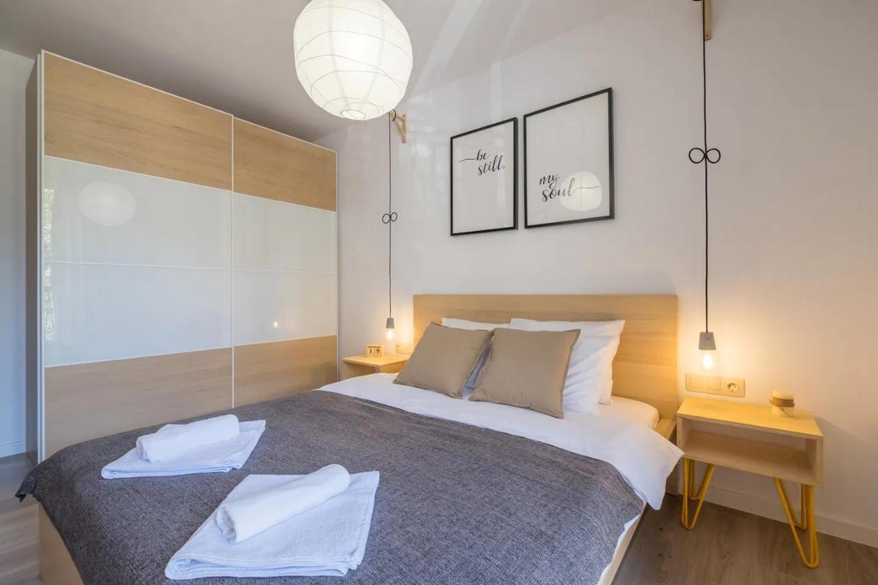 Quiet & Airy Modern Apt. Top Centre Free Parking Sofia Exterior photo