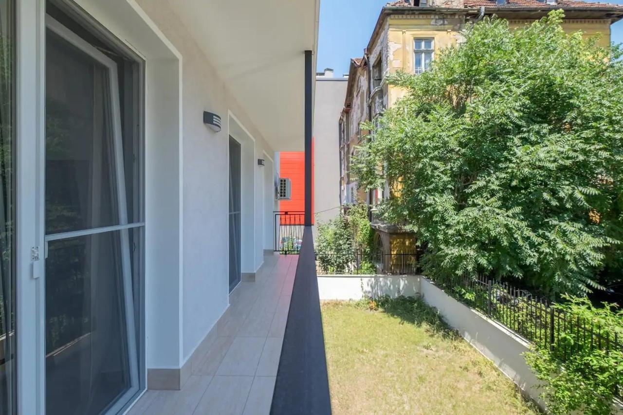 Quiet & Airy Modern Apt. Top Centre Free Parking Sofia Exterior photo